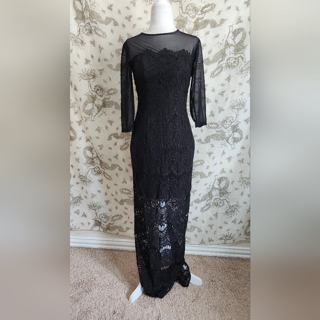 Vintage Goth 90s Morticia Adams Vibes Cache Lace Evening Gown
